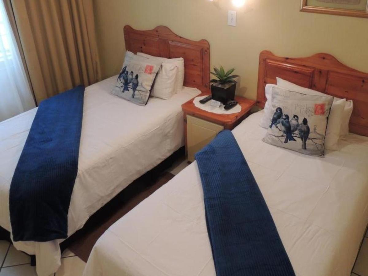 Rita'S Guesthouse Cc Vryheid Exterior foto
